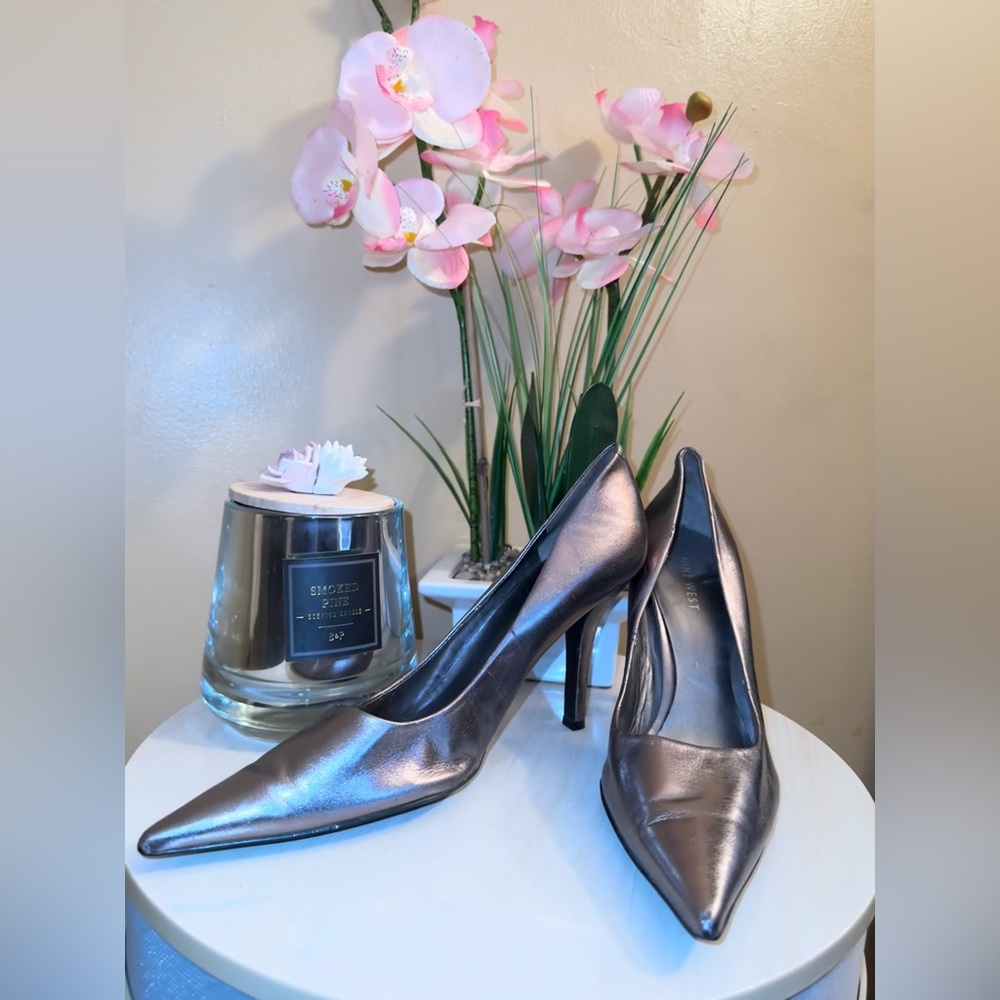 Shiny Metallic Silver Heels, Brand: Nine West, Size: USA 9